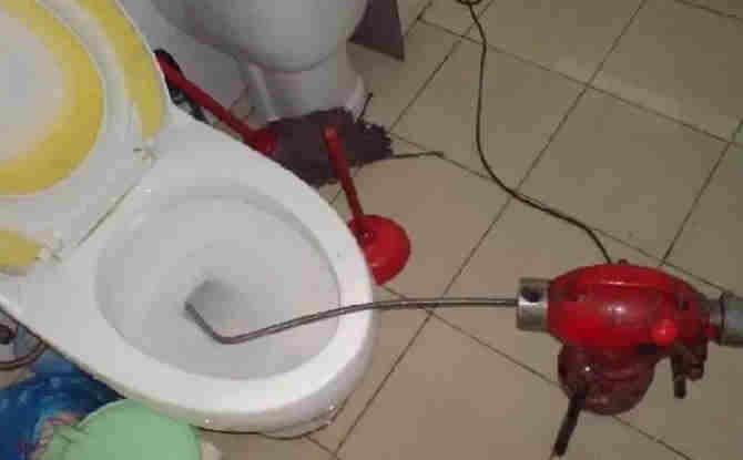 安吉马桶通下水